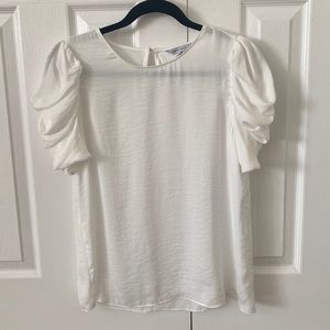 Naked Zebra Puff Sleeve Blouse White size Medium